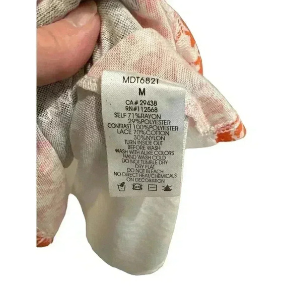 Miss Me Floral Sequined Tank Top Size M, Pre-Owned - Picture 5 of 5